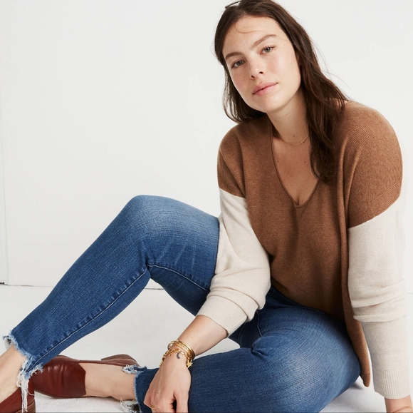 Madewell Brown and Cream V-Neck Sweater - Picture 1 of 13